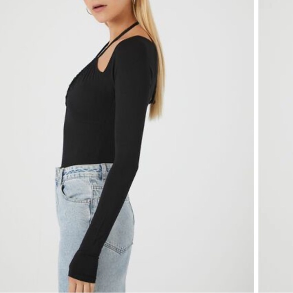 Cutout halter bodysuit in black - Picture 5 of 13